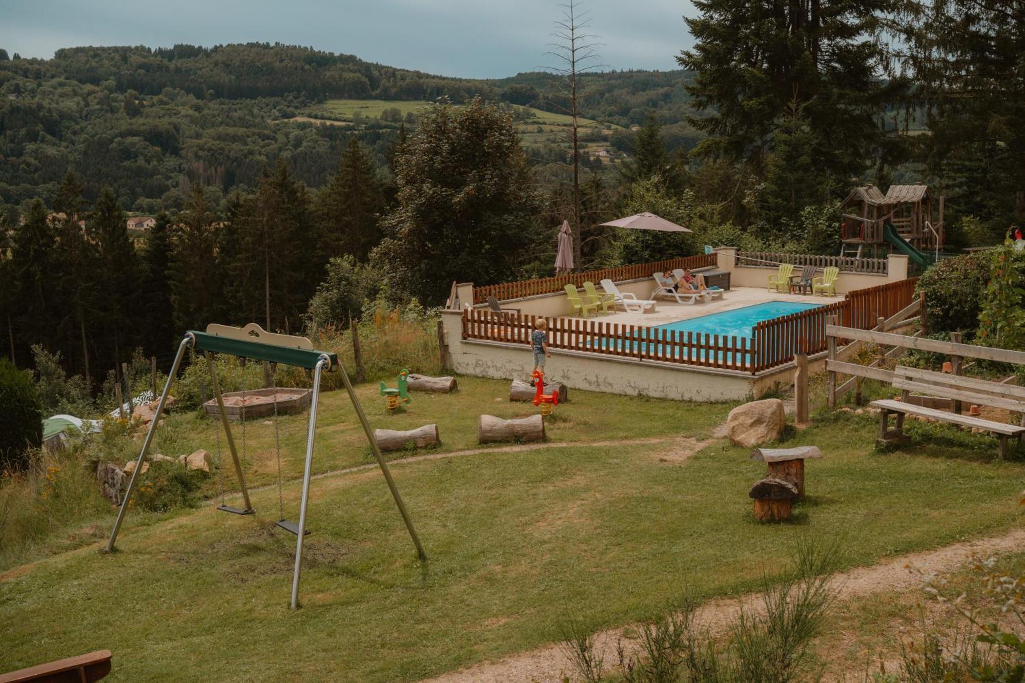 Granges-sur-Vologne Camping Du Chateau מראה חיצוני תמונה